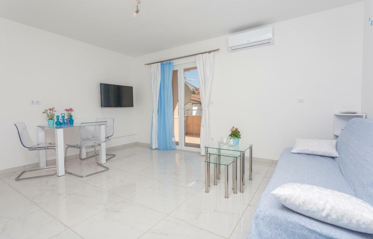 Apartments Gabelic Хвар Экстерьер фото